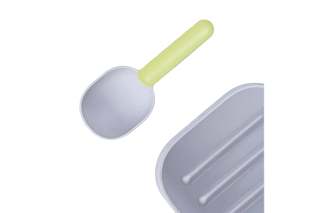 Pet food spoon
