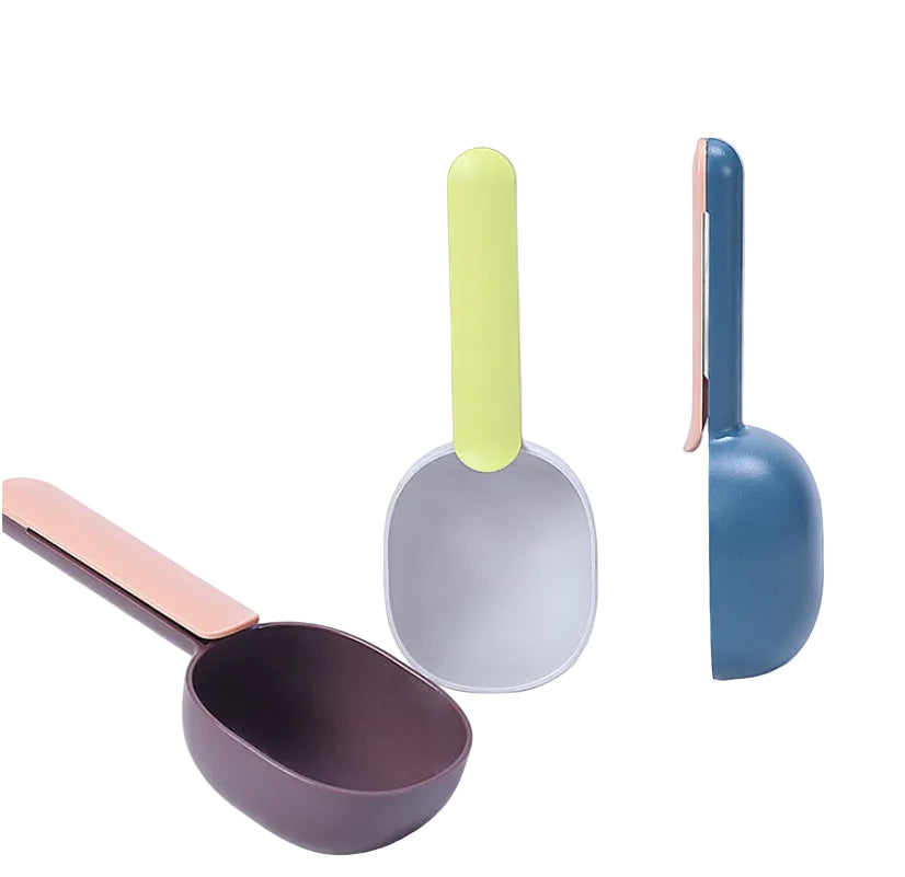 Pet food spoon